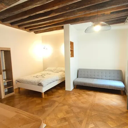 Immersion Parisienne, Appartement Au Centre Paris-2